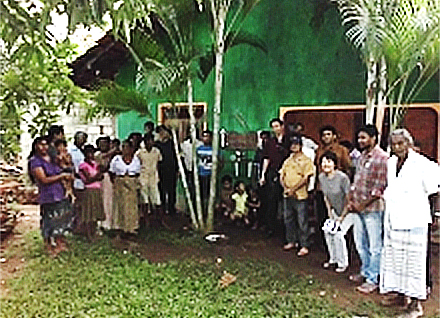 スリランカ農薬被災地で救済活動